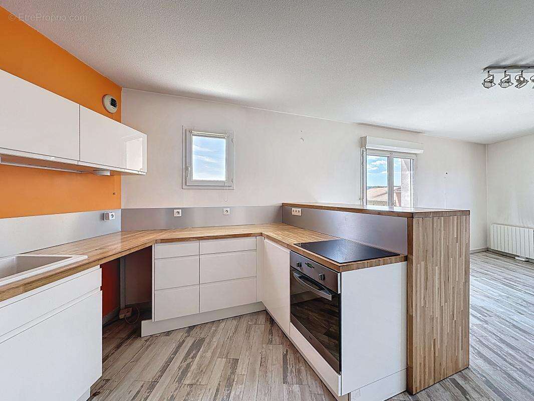 Appartement à GRIGNY