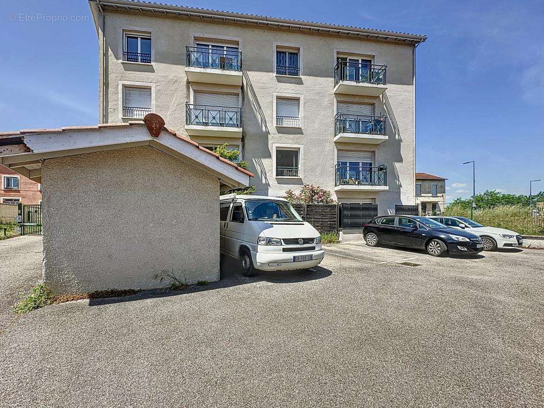 Appartement à GRIGNY