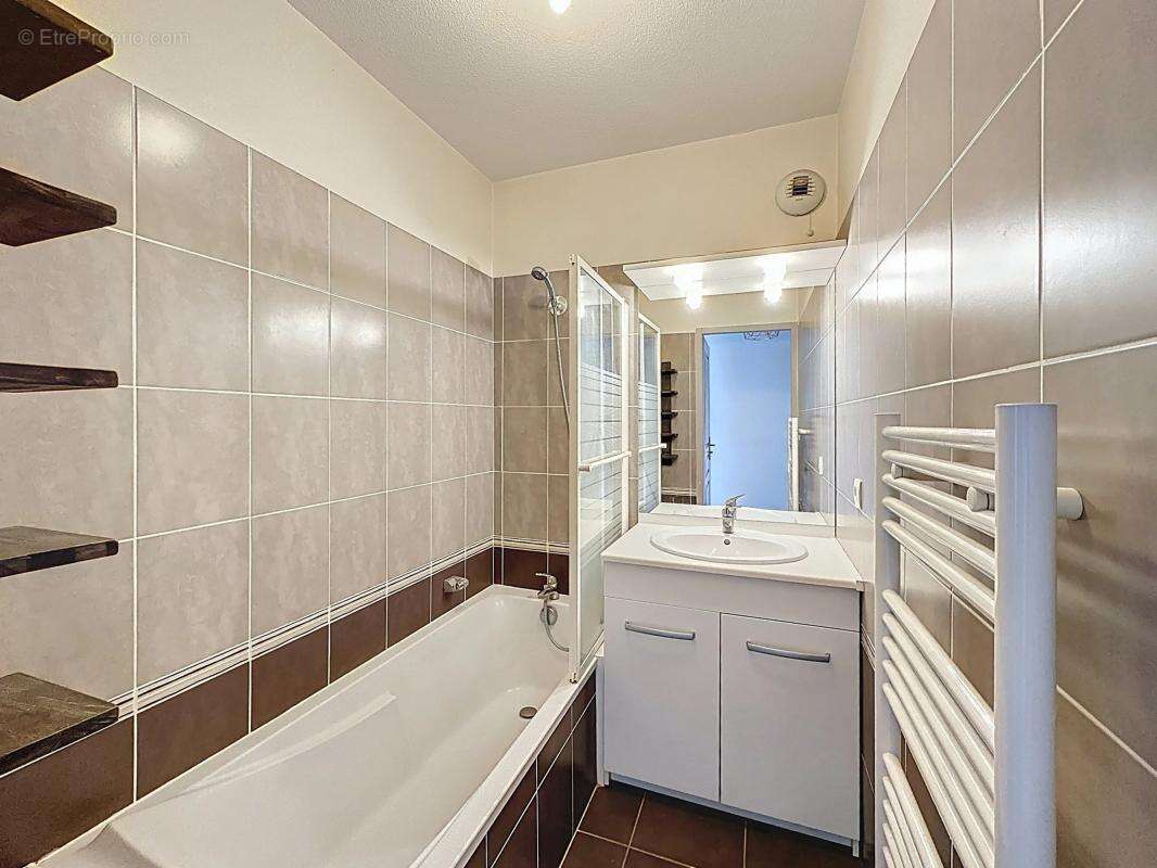 Appartement à GRIGNY