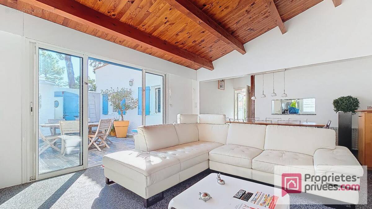 Maison à LES MATHES