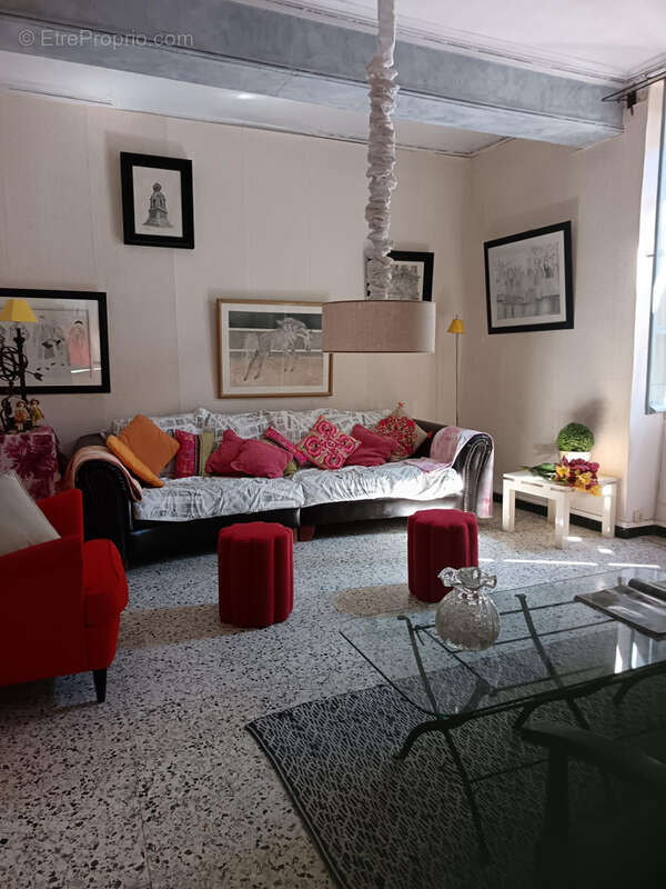 Maison à CHATEAURENARD