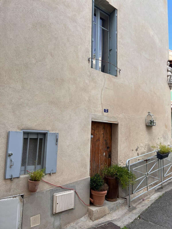 Maison à CHATEAURENARD