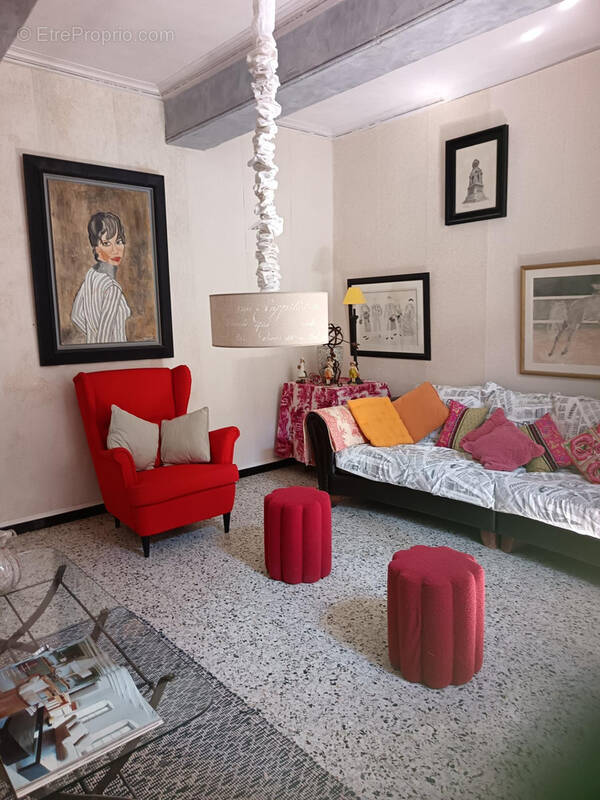 Maison à CHATEAURENARD