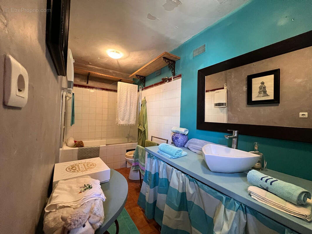 Maison à CHATEAURENARD