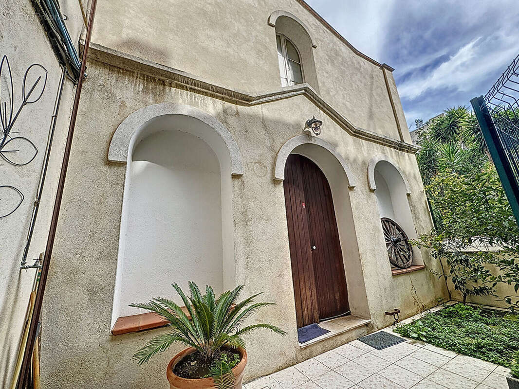 Maison à MARSEILLE-6E