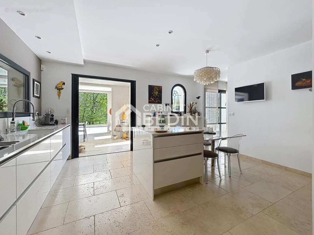 Maison à CASTELMAUROU