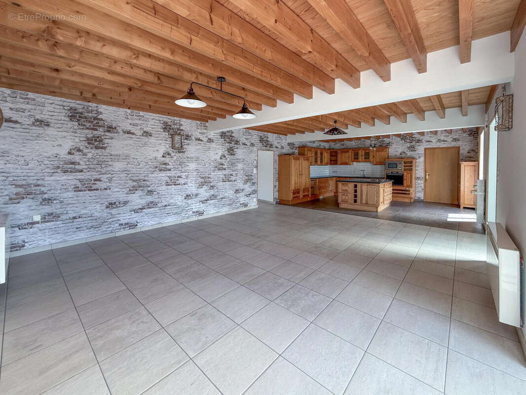 SAYEUX 4.6 - Maison à BETTON