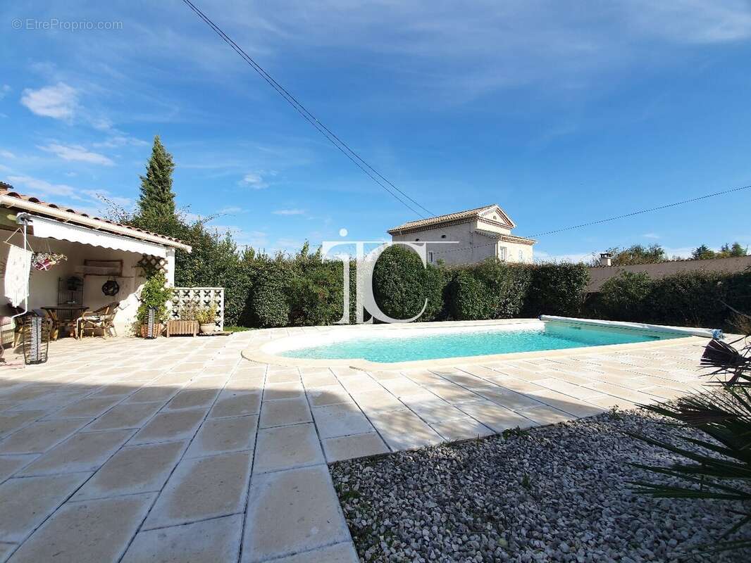 Maison à SAINT-AMBROIX