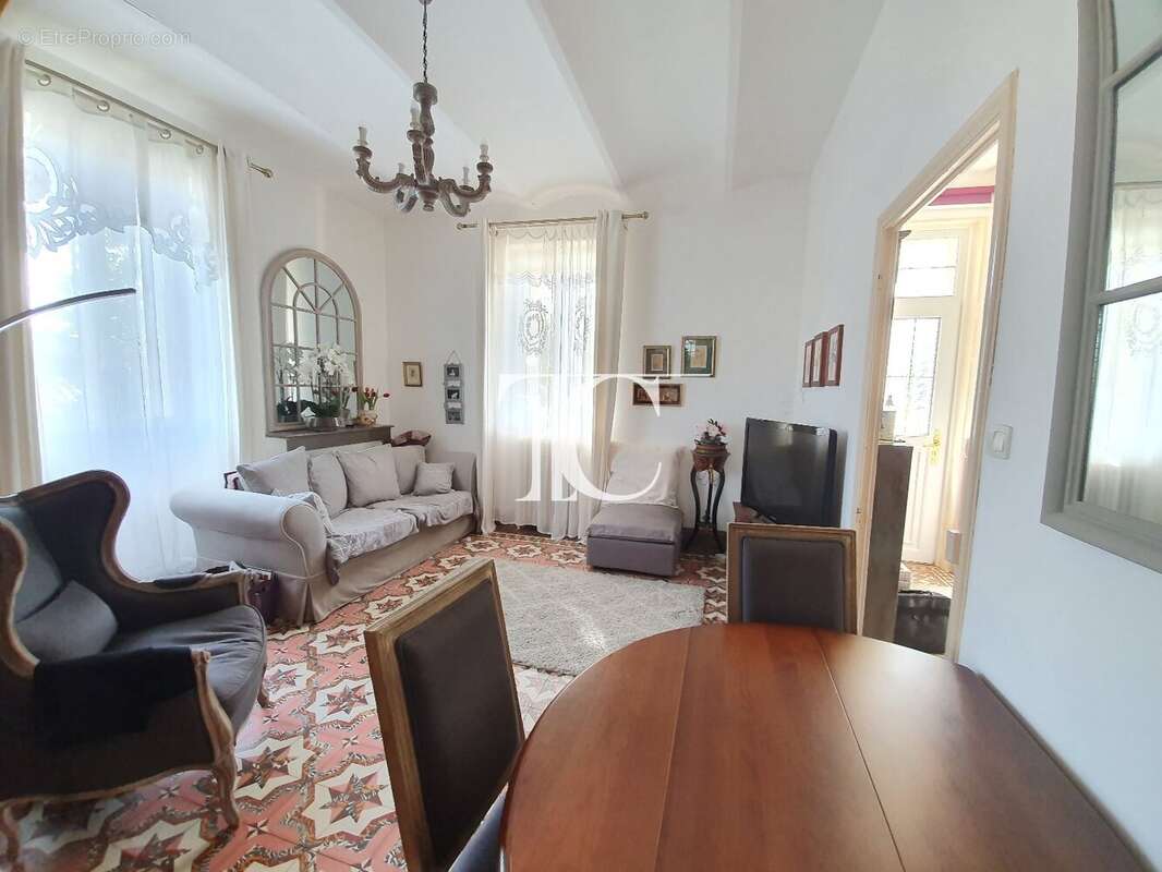 Maison à SAINT-AMBROIX