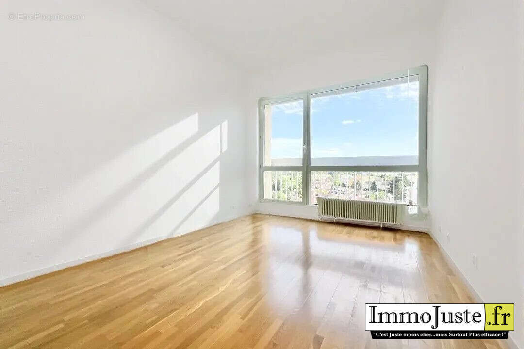 Appartement à ELANCOURT