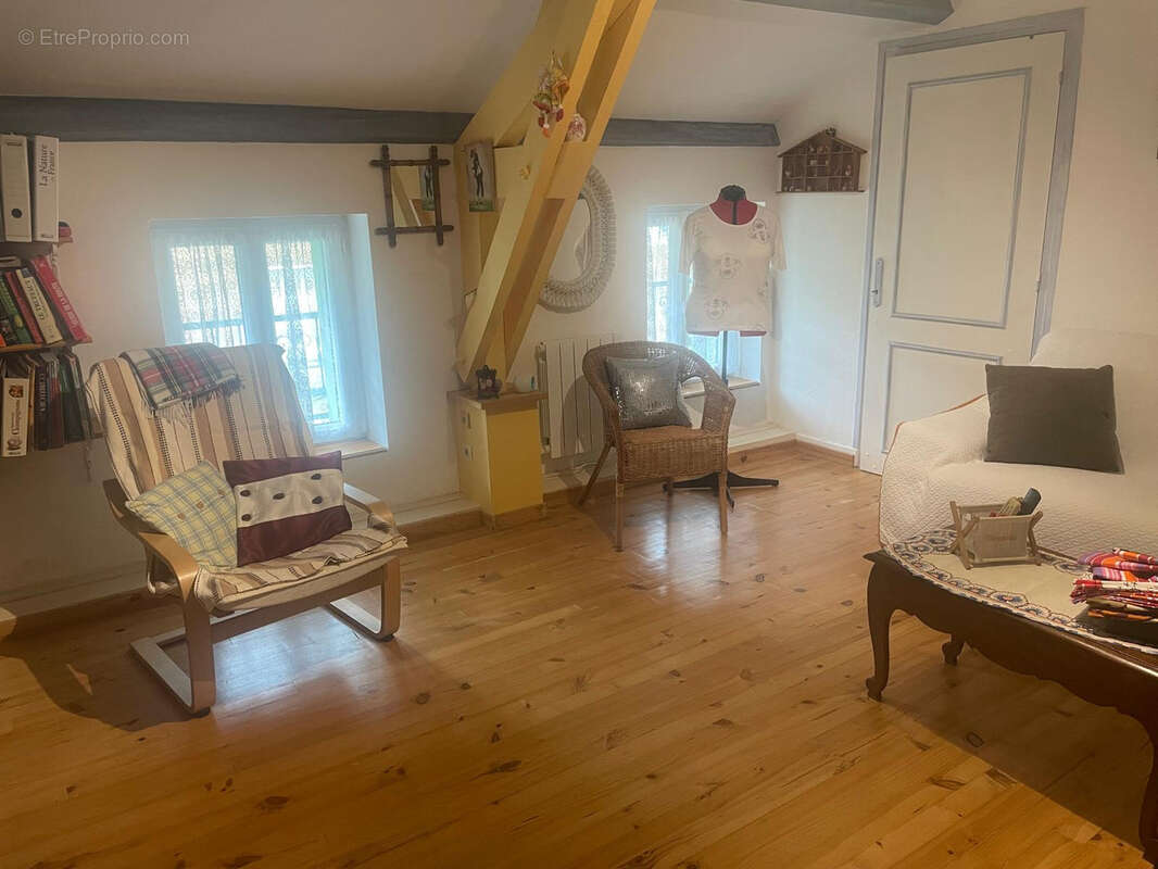 Maison à SAINT-BONNET-DE-MONTAUROUX