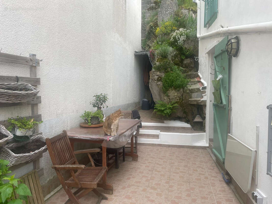 Maison à SAINT-BONNET-DE-MONTAUROUX