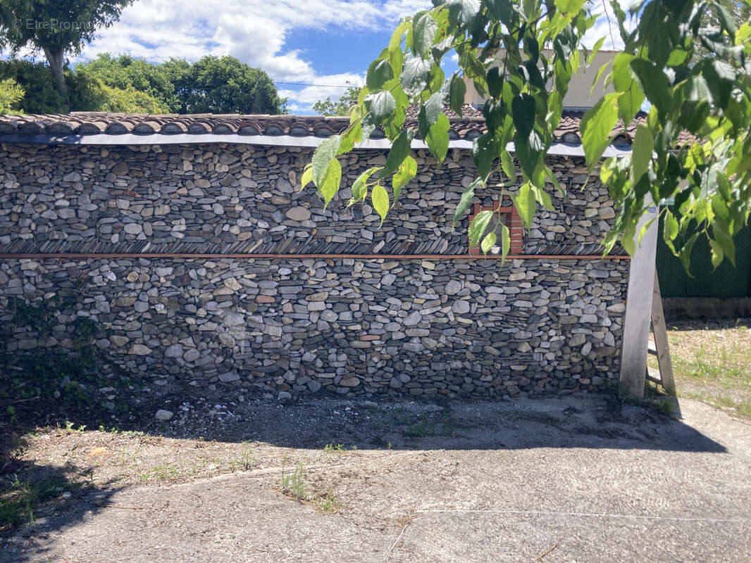 Maison à MOULES-ET-BAUCELS