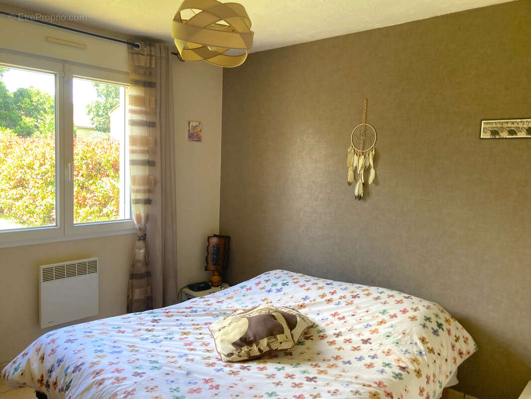 Maison à MOULES-ET-BAUCELS