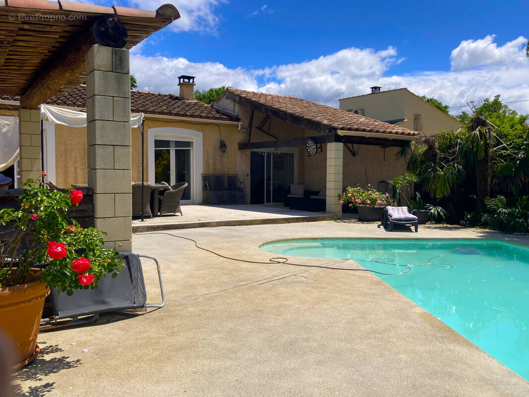 Maison à MOULES-ET-BAUCELS