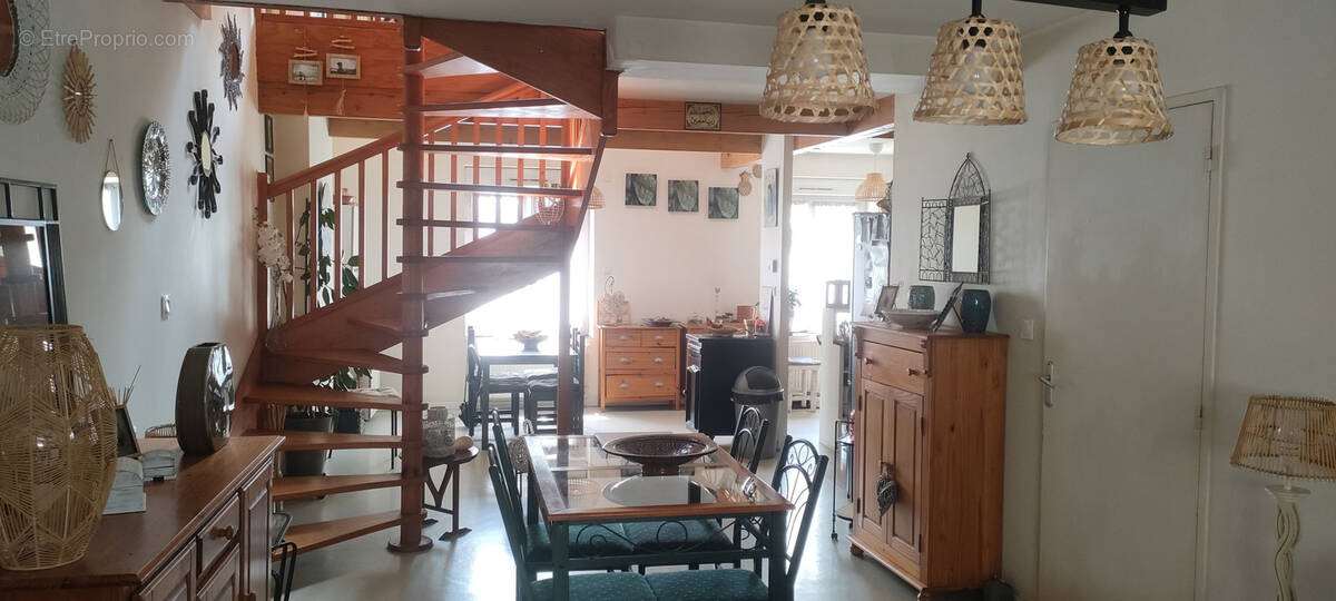 Appartement à SAINT-ETIENNE