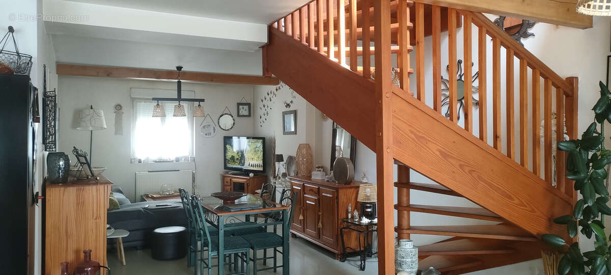 Appartement à SAINT-ETIENNE