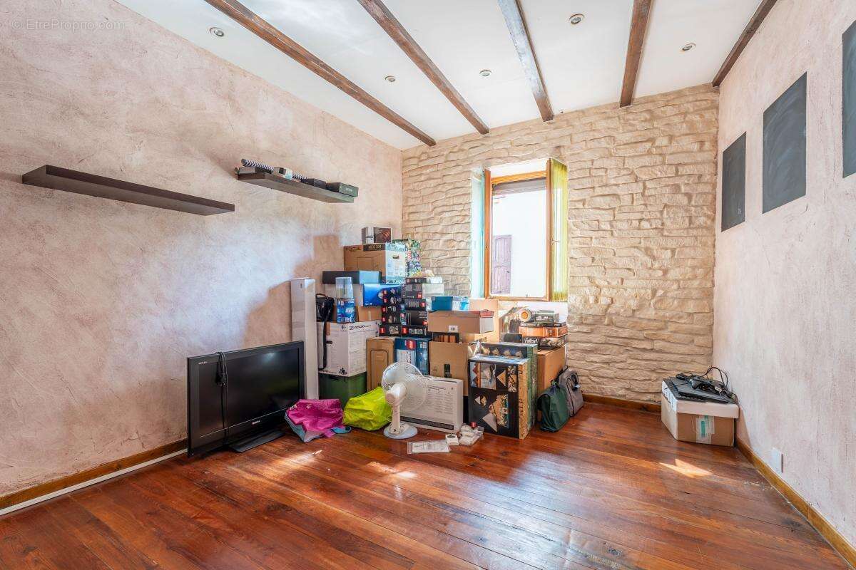 Maison à SOURCIEUX-LES-MINES