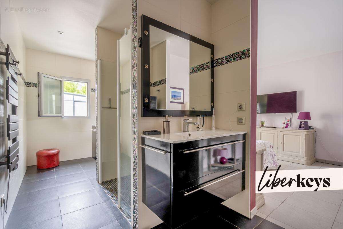 Maison à MONTEVRAIN