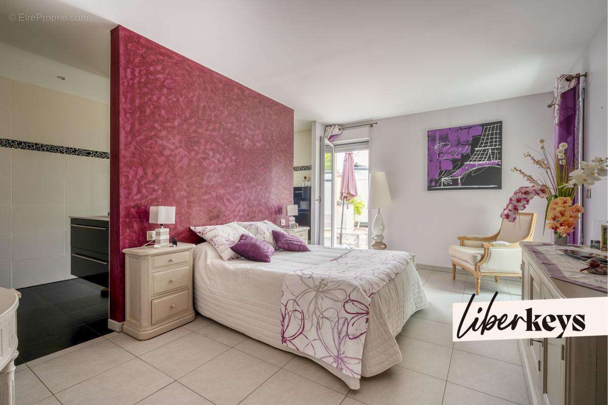 Maison à MONTEVRAIN