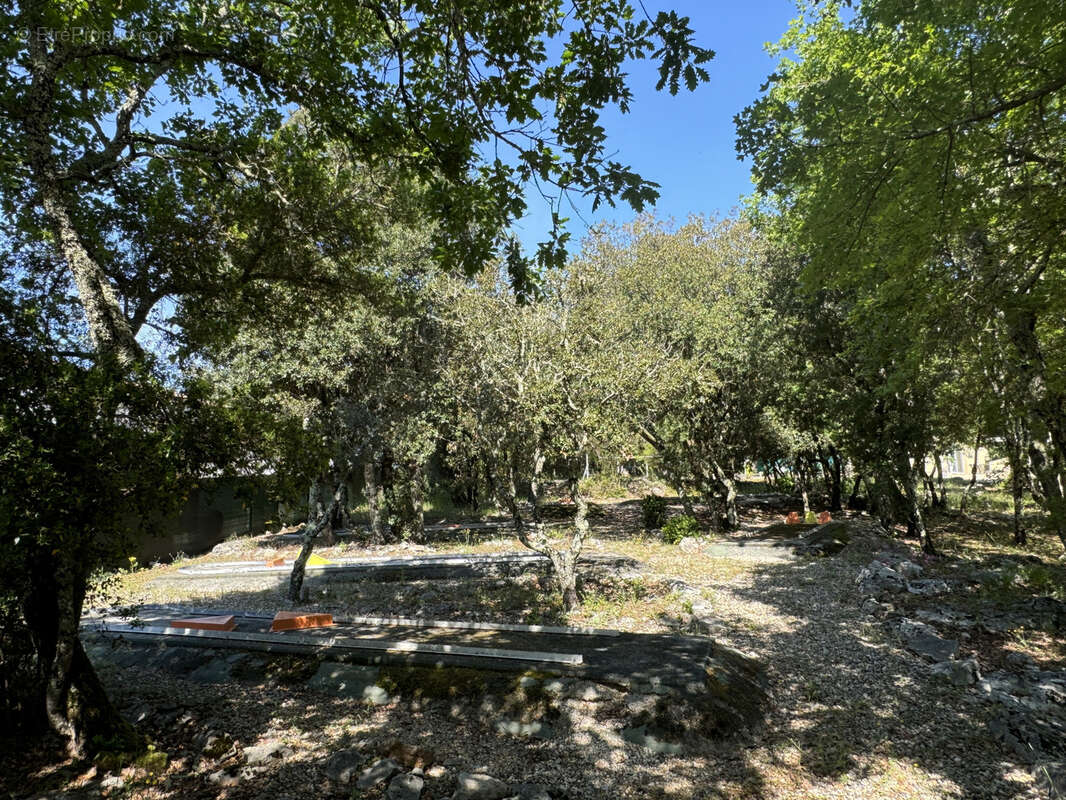 Maison à MEJANNES-LE-CLAP