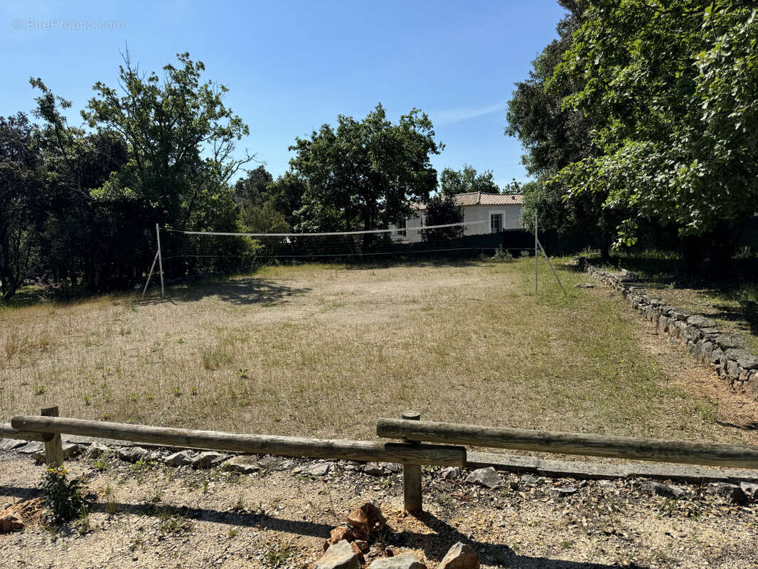 Maison à MEJANNES-LE-CLAP