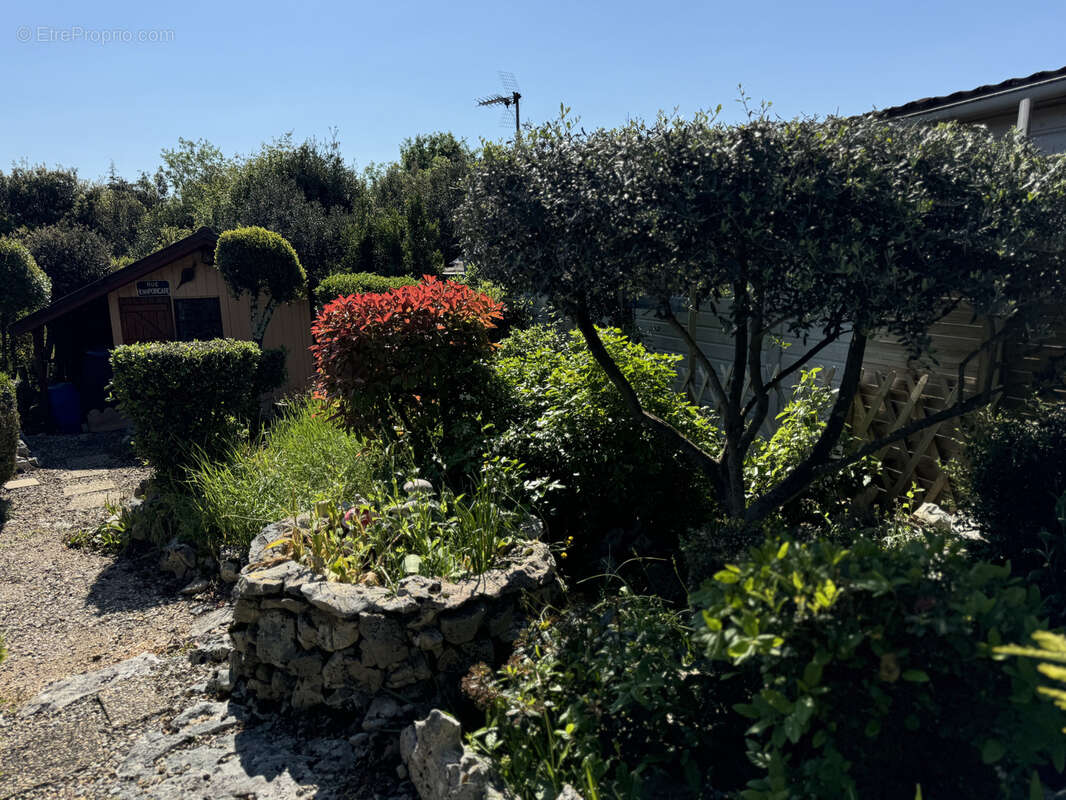 Maison à MEJANNES-LE-CLAP