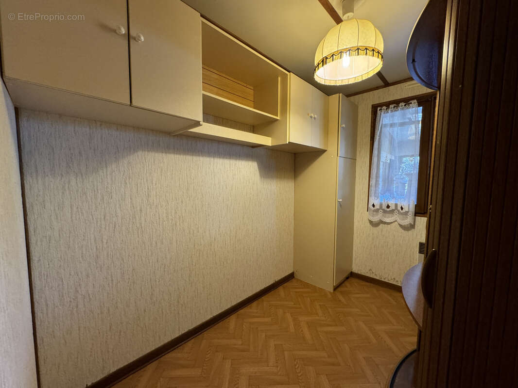 Maison à MEJANNES-LE-CLAP