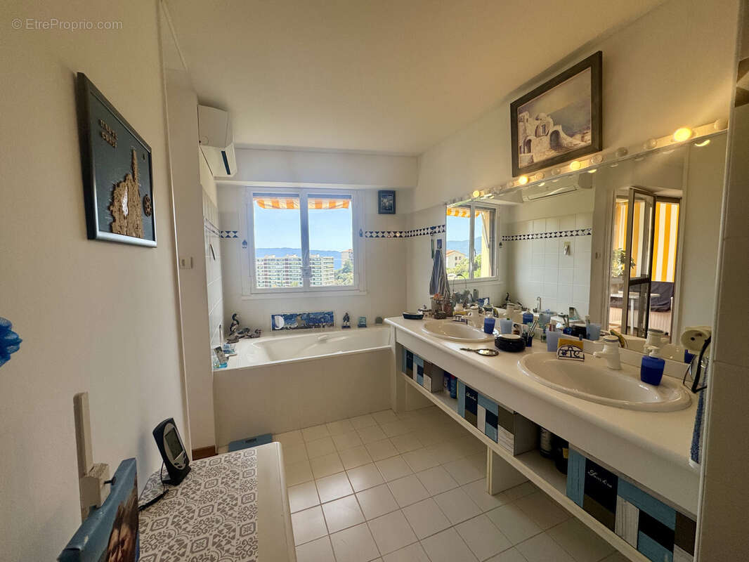 Appartement à AJACCIO