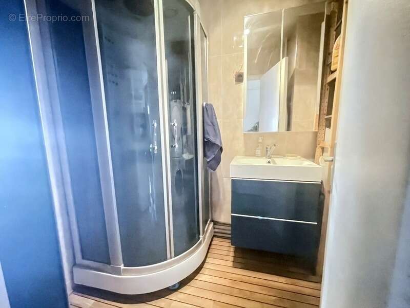 Appartement à LES CLAYES-SOUS-BOIS