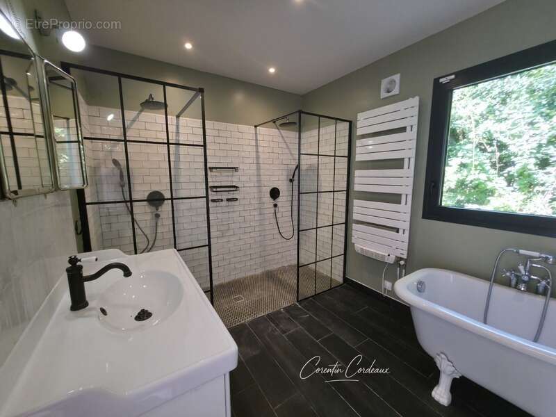 Maison à SAINT-ROMAIN-DE-COLBOSC