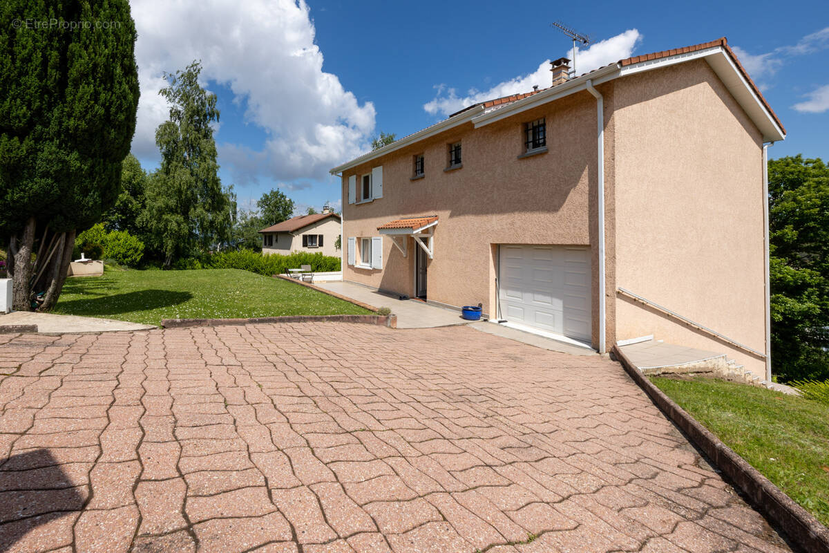 Maison à SAINT-ETIENNE