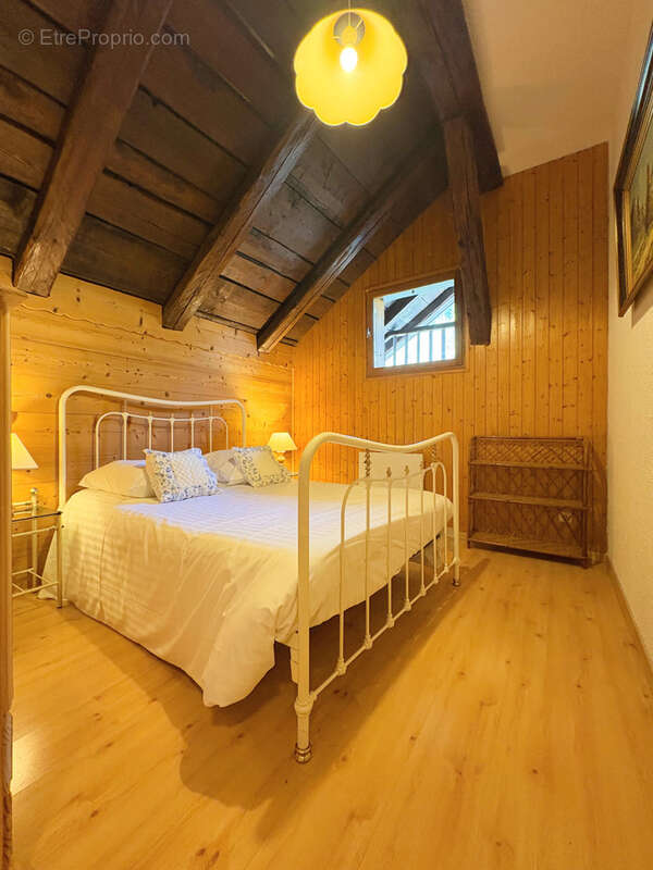 Appartement à MORILLON