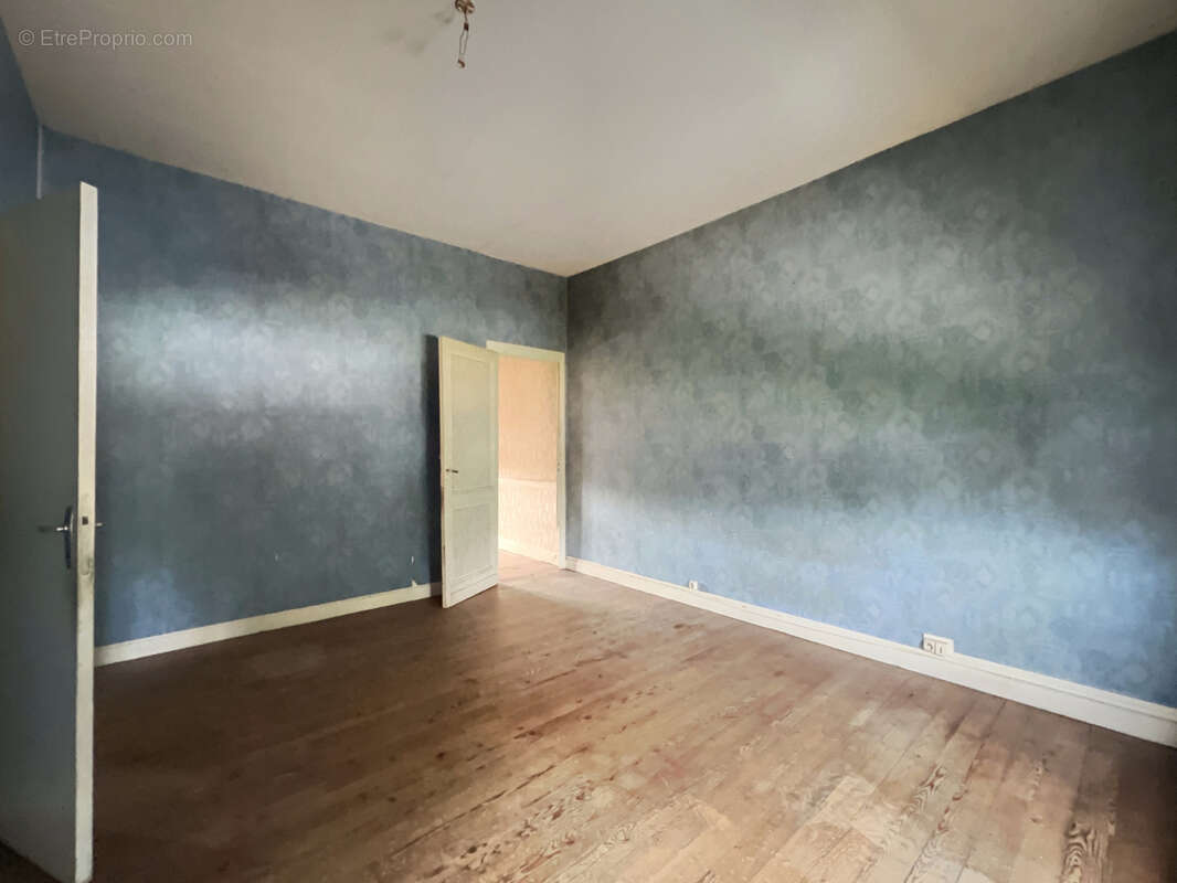 Appartement à VILLANDRAUT