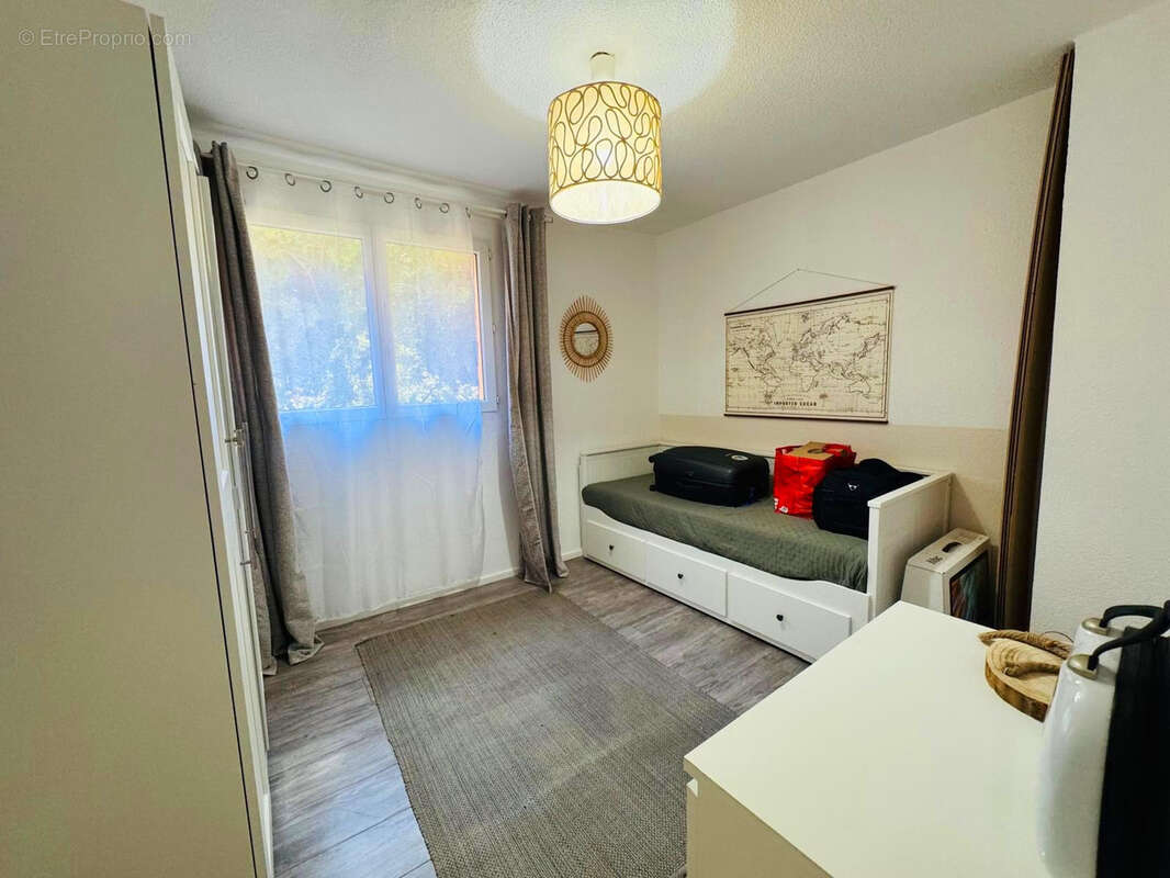 Appartement à COGOLIN