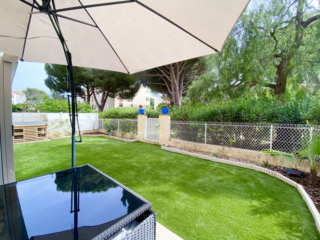 Appartement à SANARY-SUR-MER