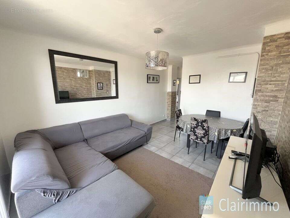 Appartement T3 a vendre - grand balcon - cave - 13013 - Appartement à MARSEILLE-13E