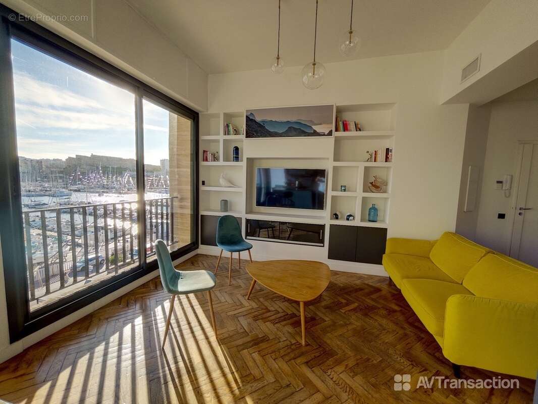 Appartement à MARSEILLE-2E