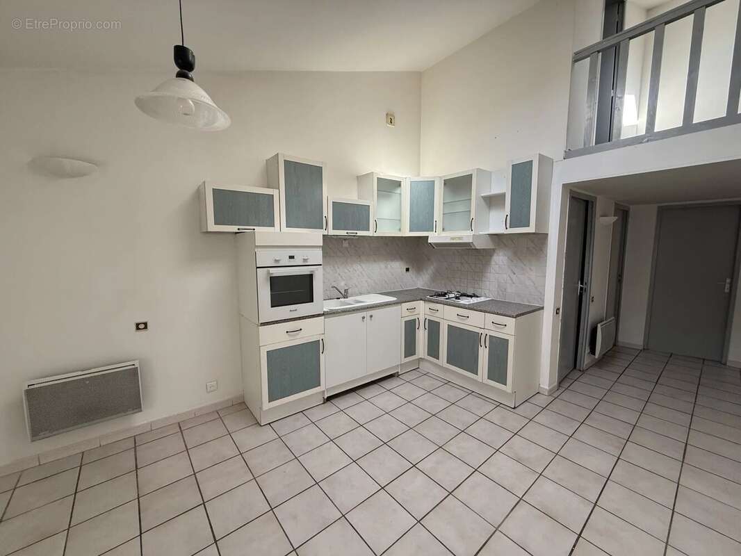Appartement à CHATEAUNEUF-DU-RHONE