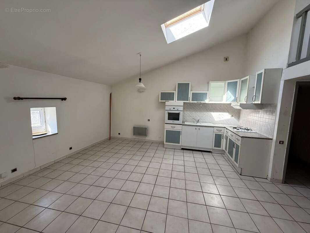 Appartement à CHATEAUNEUF-DU-RHONE