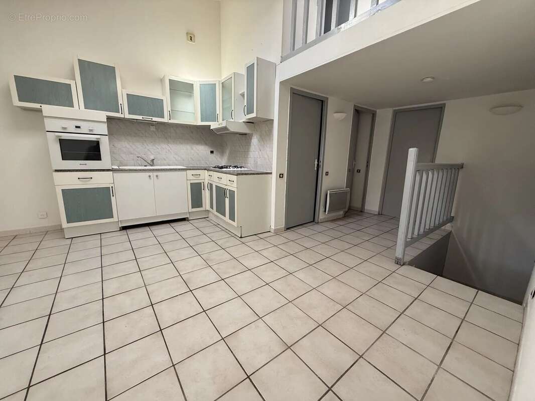 Appartement à CHATEAUNEUF-DU-RHONE