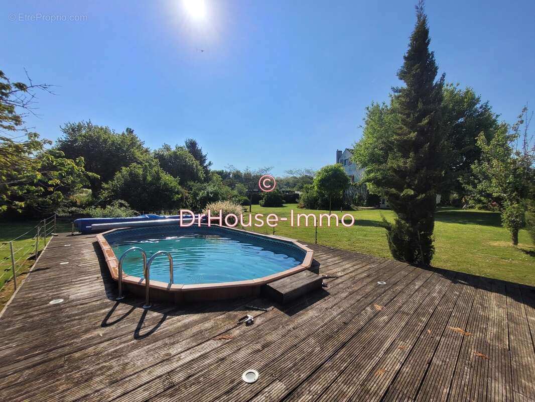 Maison à LA SELLE-SUR-LE-BIED