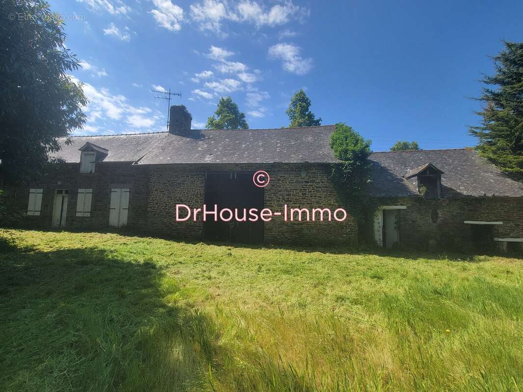 Maison à DOL-DE-BRETAGNE