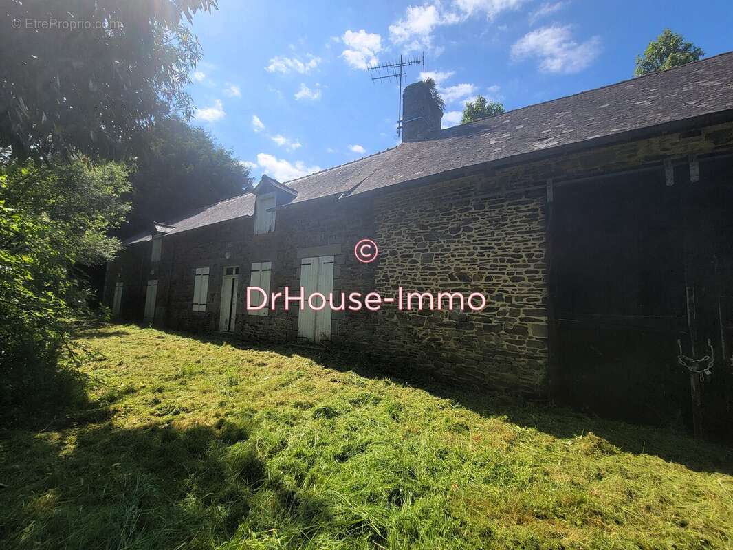 Maison à DOL-DE-BRETAGNE