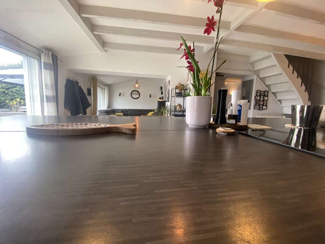 Maison à BOURG-LES-VALENCE