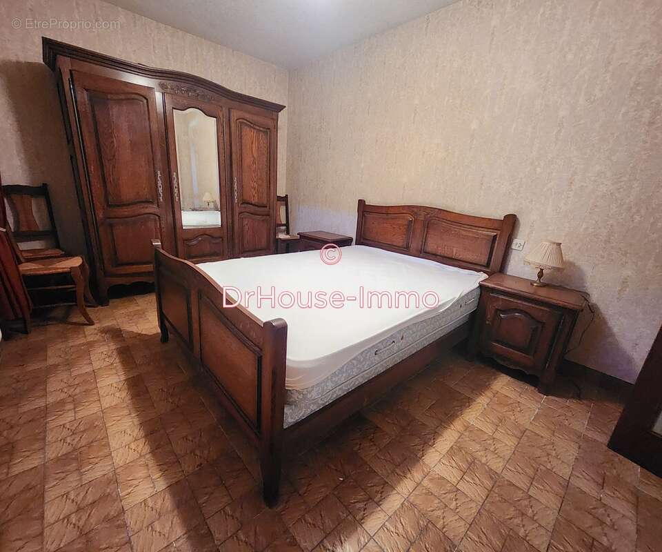 Maison à COURCEBOEUFS