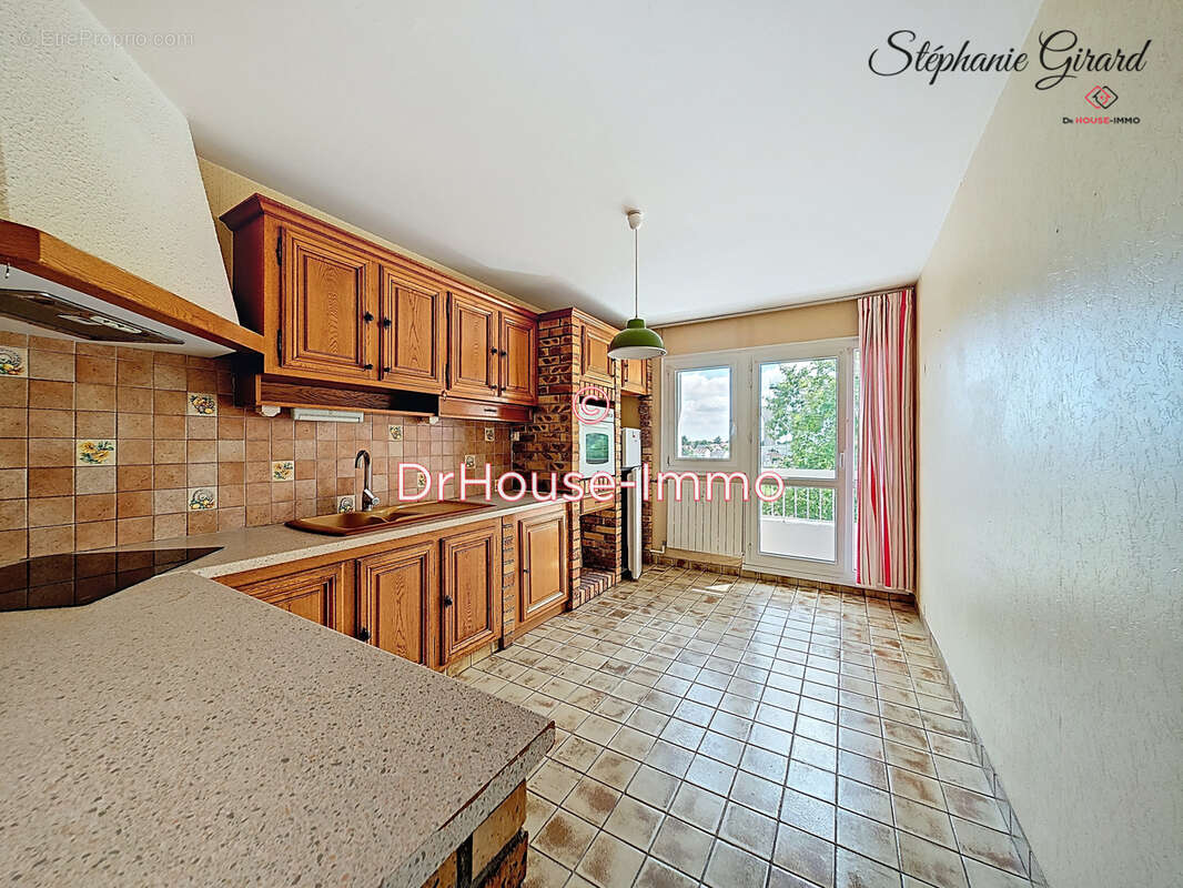 Appartement à FLEURY-LES-AUBRAIS