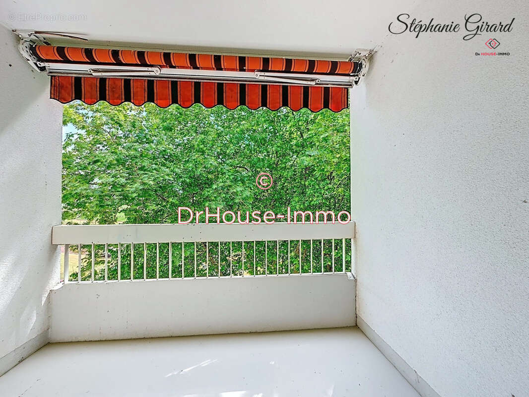 Appartement à FLEURY-LES-AUBRAIS