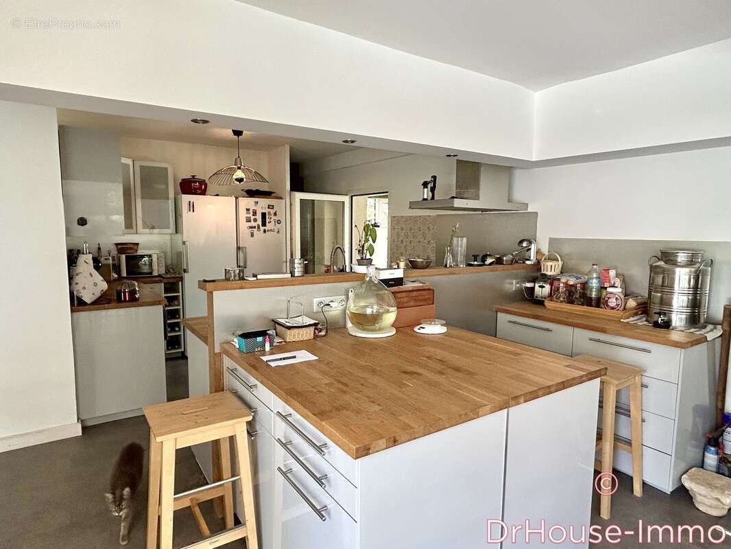 Maison à VILLECROZE