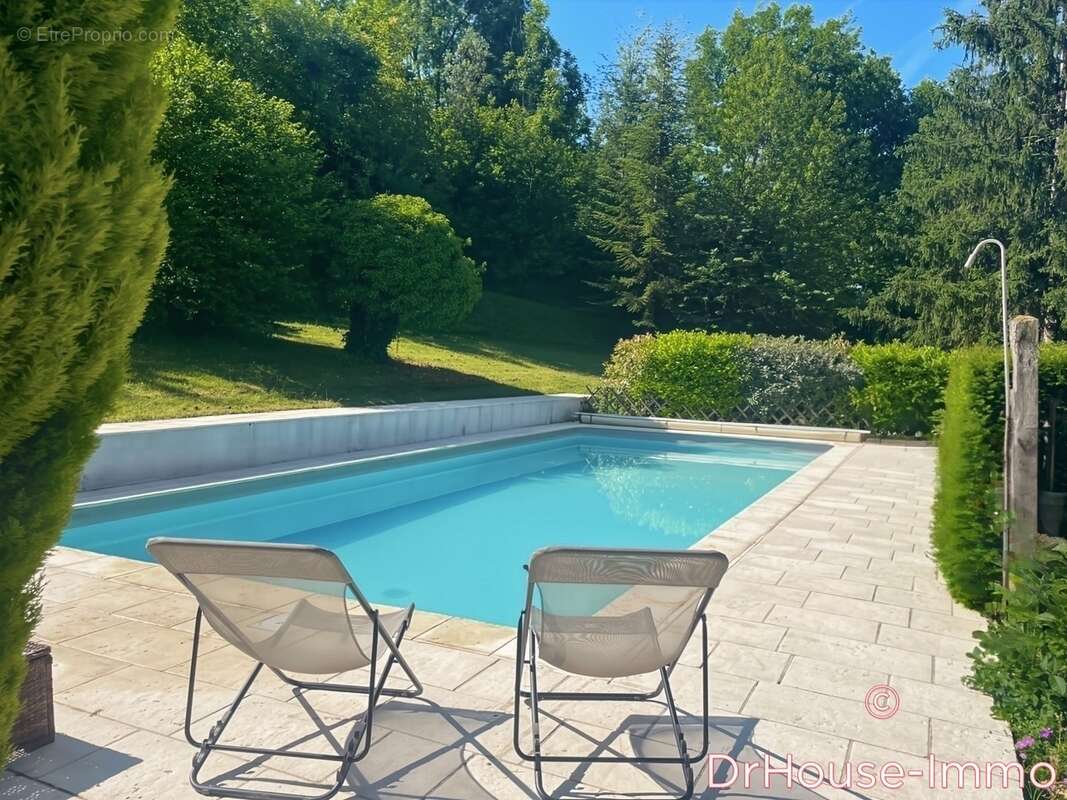 Maison à SAINT-CERE